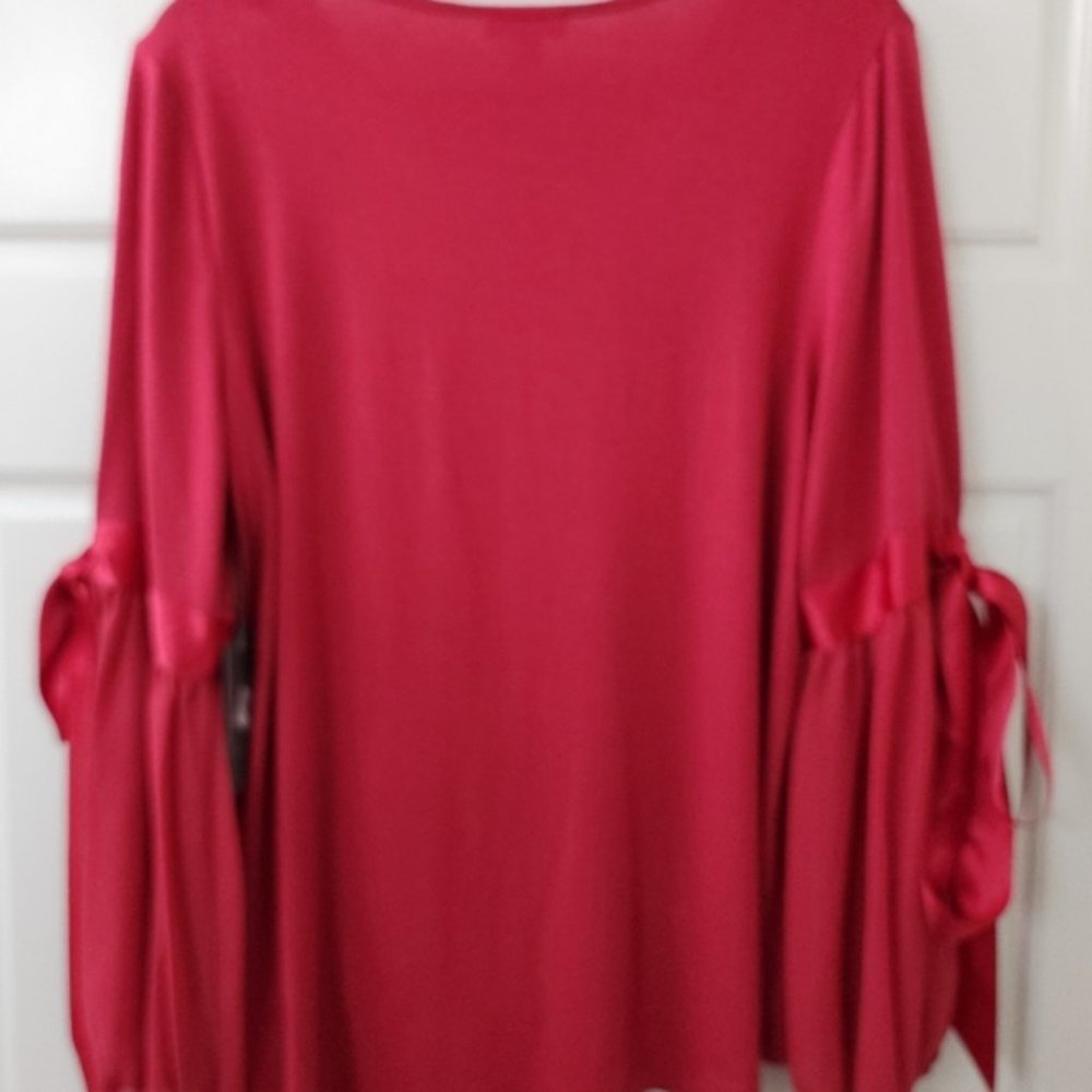 NWT Vince Camuto Deep Red Crew Neck Satin Red Bow Long Sleeve Top Size M - Picture 5 of 5